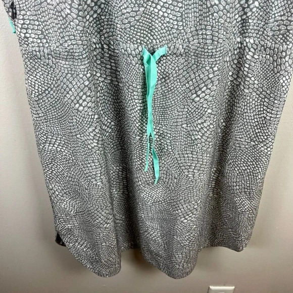 Title Nine Nimblene Pebble Dress Size Large Lightweight Outdoor Athletic Travel - Picture 7 of 11